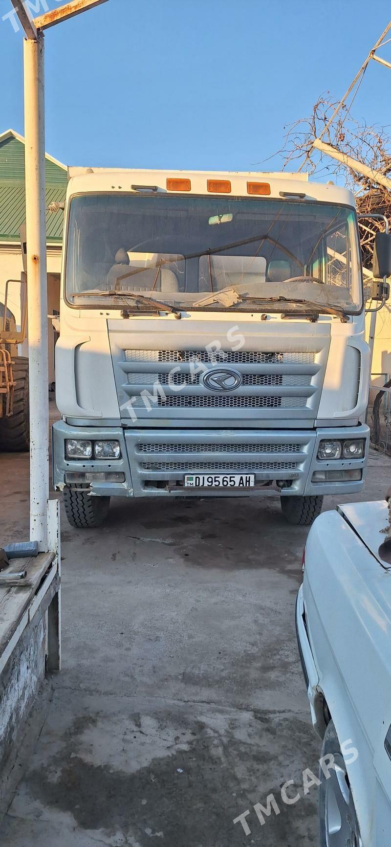 Howo Sinotruk 2009 - 400 000 TMT - Кака - img 3