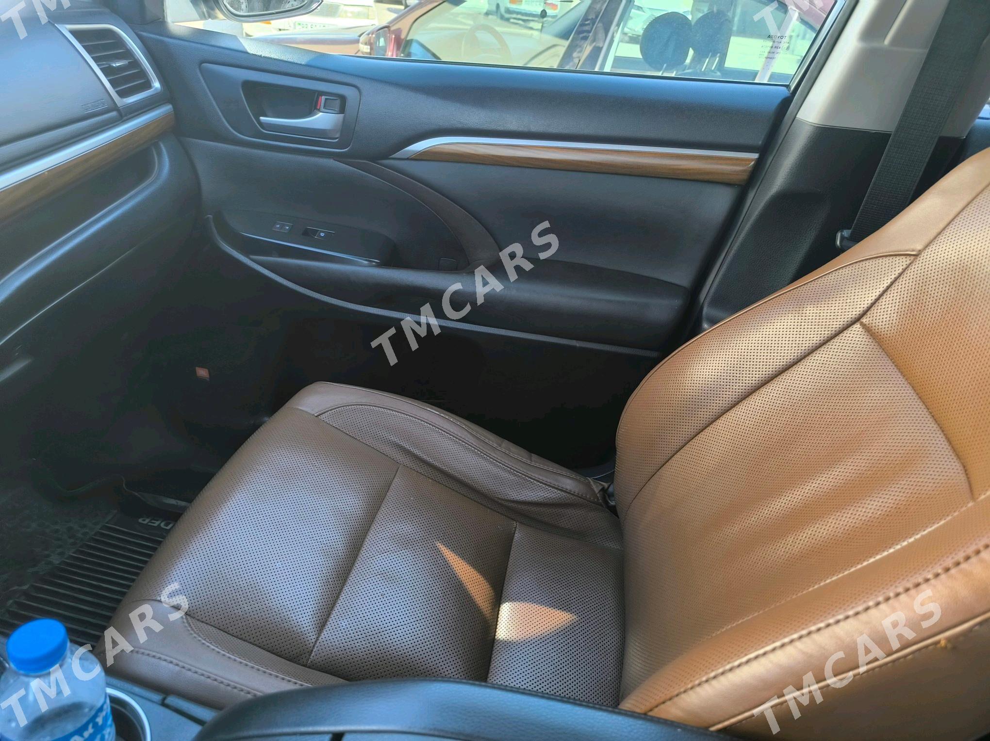 Toyota Highlander 2017 - 410 000 TMT - Чоганлы - img 8