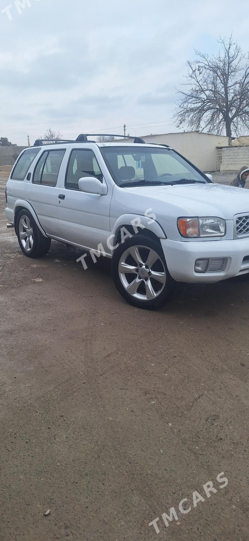 Nissan Pathfinder 2000 - 90 000 TMT - Кака - img 3