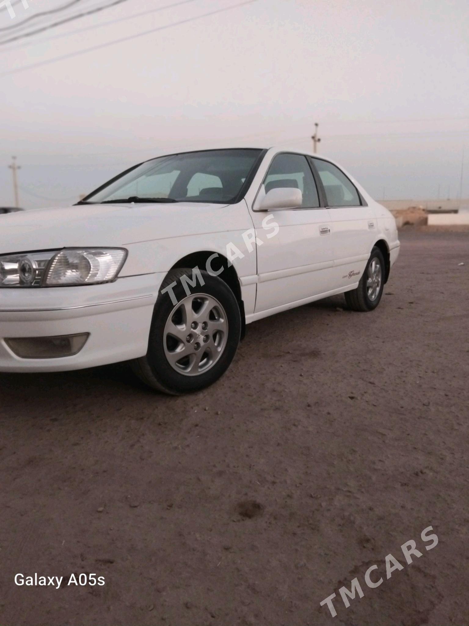 Toyota Camry 1998 - 125 000 TMT - Губадаг - img 3