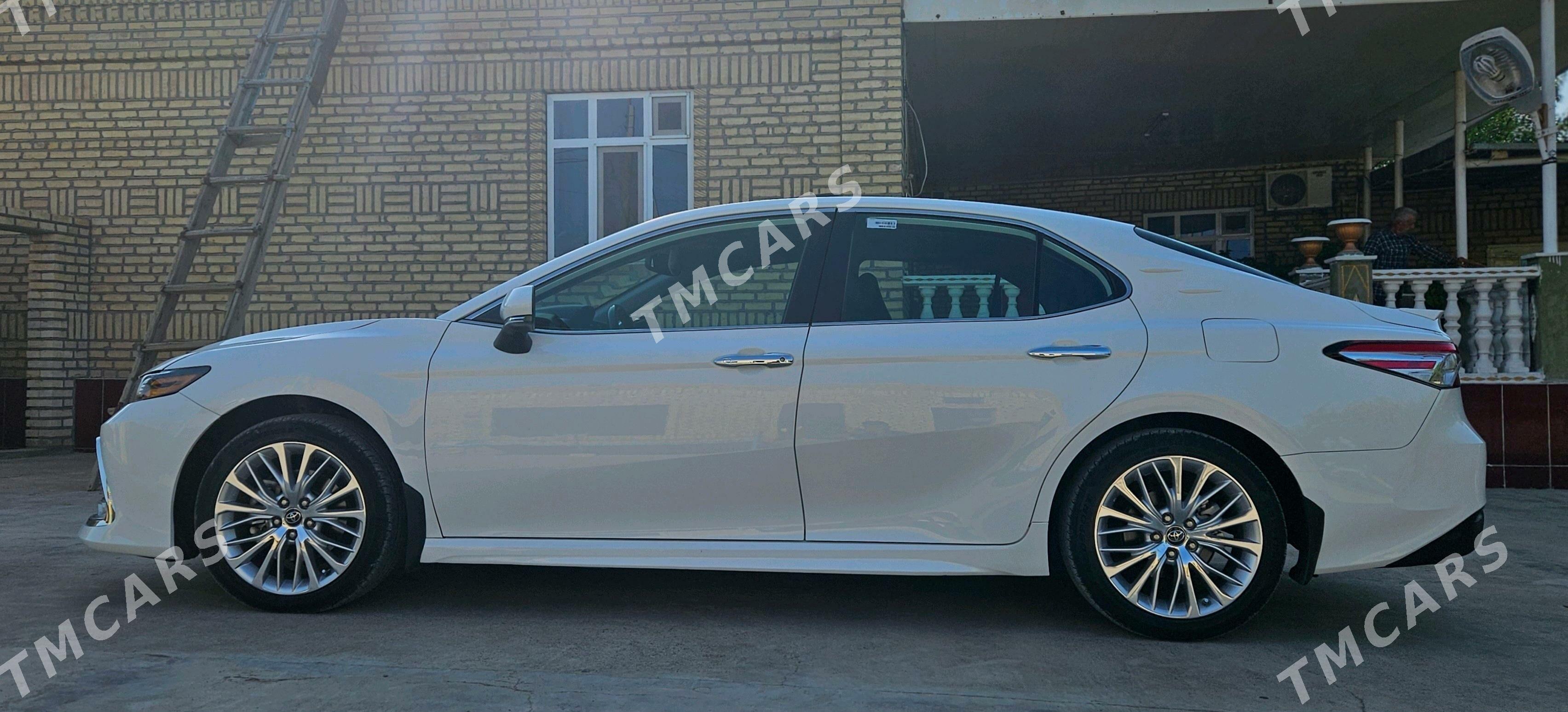 Toyota Camry 2020 - 350 000 TMT - Ашхабад - img 5