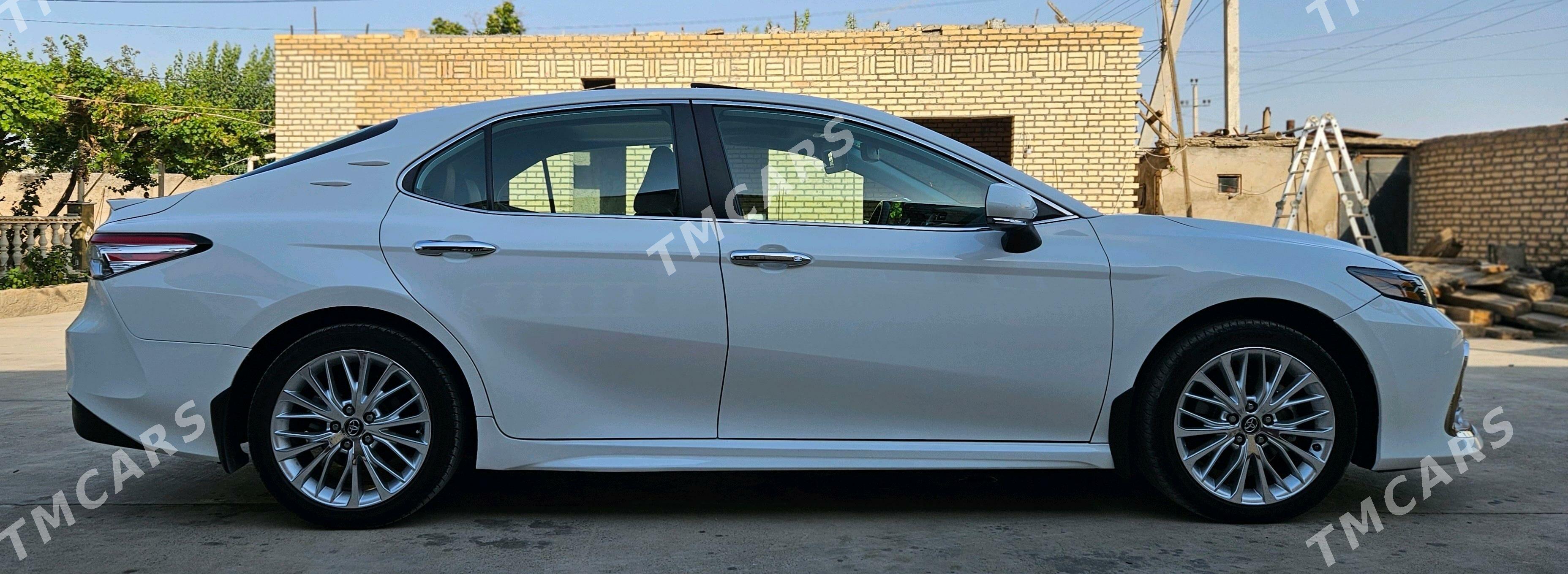 Toyota Camry 2020 - 350 000 TMT - Ашхабад - img 4
