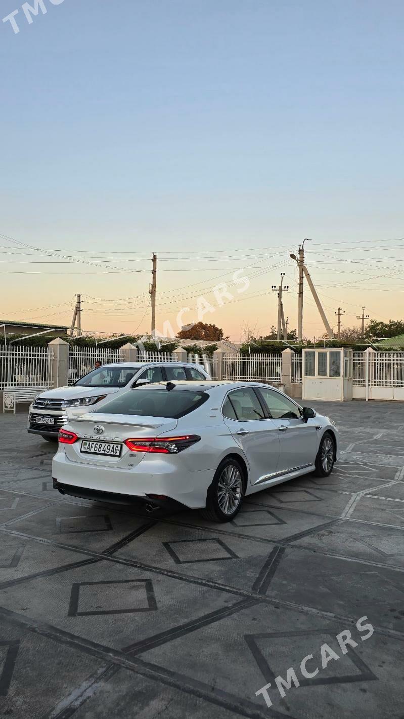 Toyota Camry 2022 - 550 000 TMT - Ашхабад - img 6