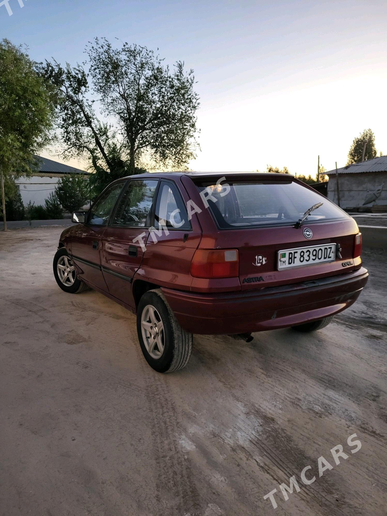 Opel Astra 1992 - 38 000 TMT - Гороглы (Тагта) - img 4