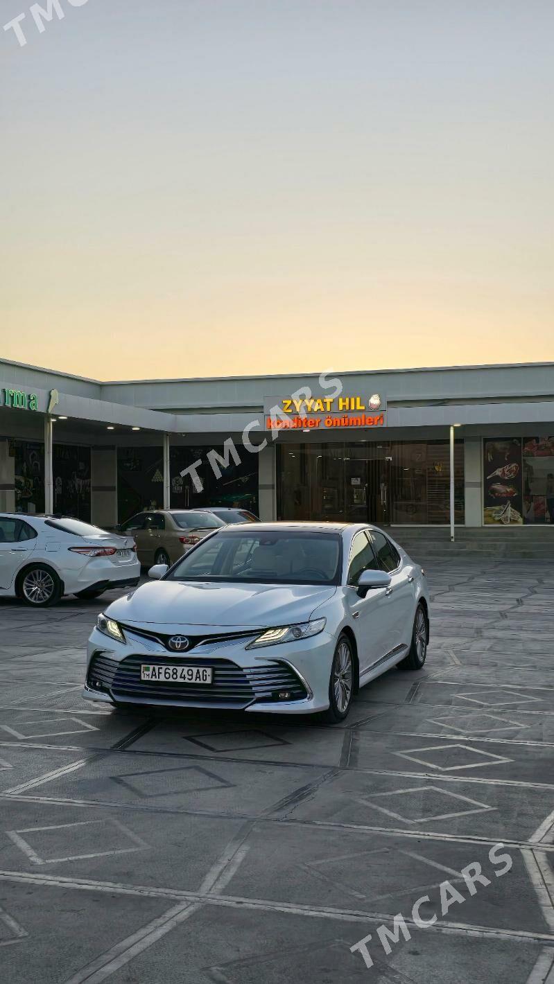Toyota Camry 2022 - 550 000 TMT - Ашхабад - img 4