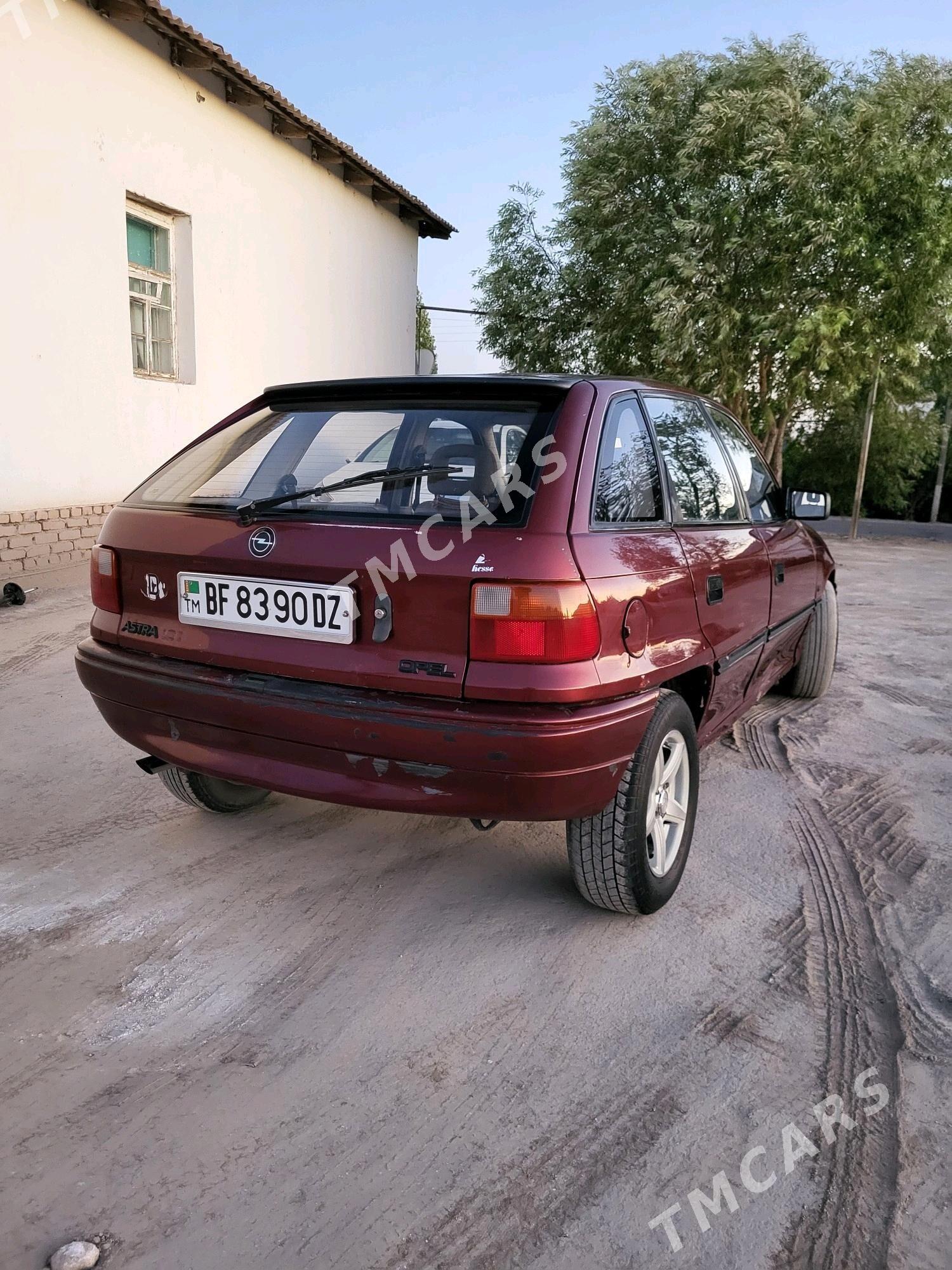 Opel Astra 1992 - 38 000 TMT - Гороглы (Тагта) - img 3