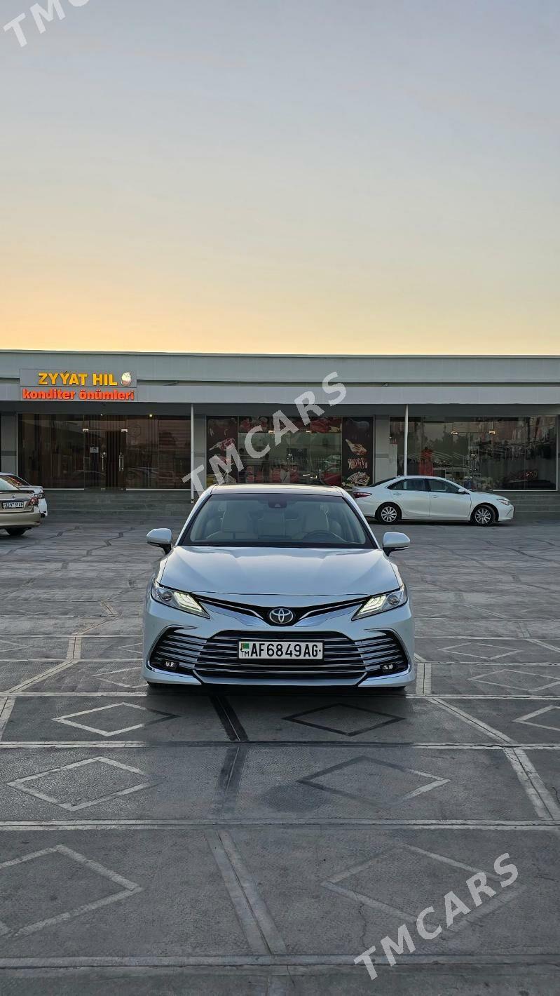 Toyota Camry 2022 - 550 000 TMT - Ашхабад - img 2