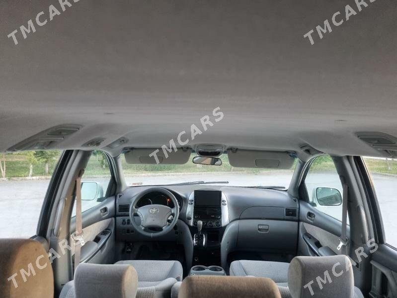 Toyota Sienna 2008 - 260 000 TMT - Дашогуз - img 3