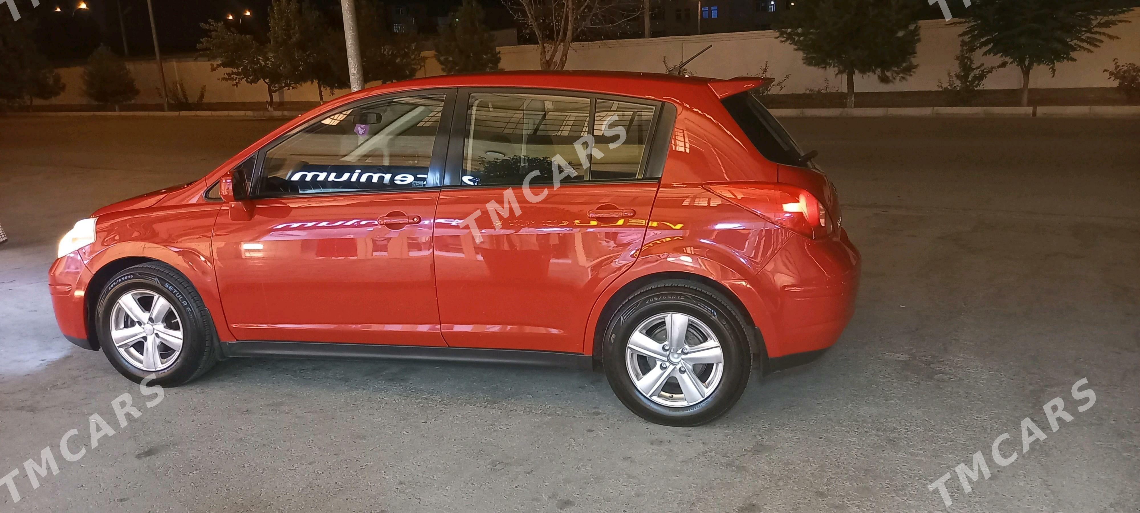 Nissan Versa 2010 - 119 000 TMT - Туркменабат - img 4