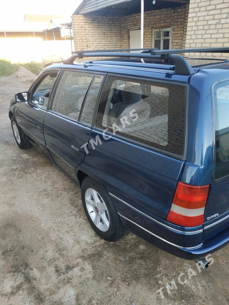 Opel Astra 1992 - 37 000 TMT - Mary - img 2