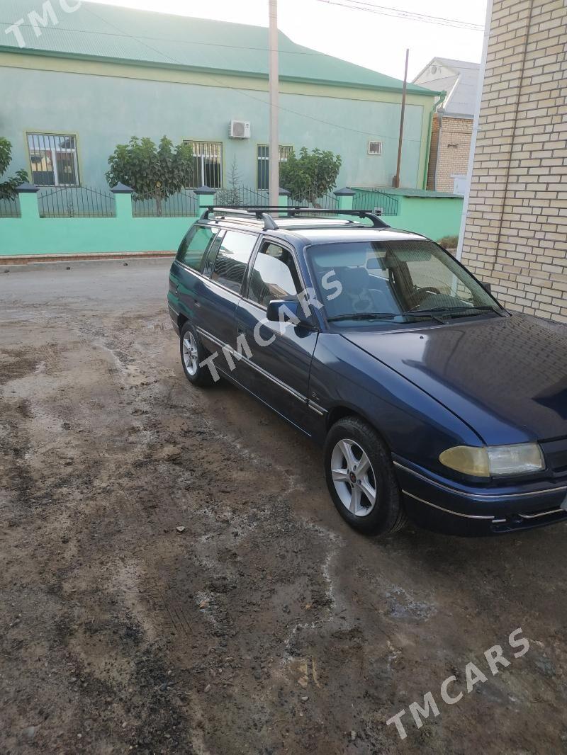 Opel Astra 1992 - 37 000 TMT - Mary - img 5