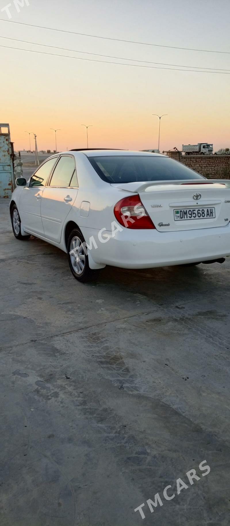 Toyota Camry 2002 - 165 000 TMT - Бахарден - img 2
