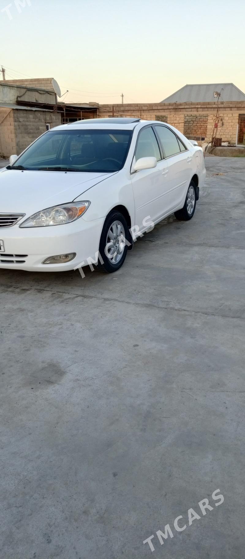 Toyota Camry 2002 - 165 000 TMT - Бахарден - img 5