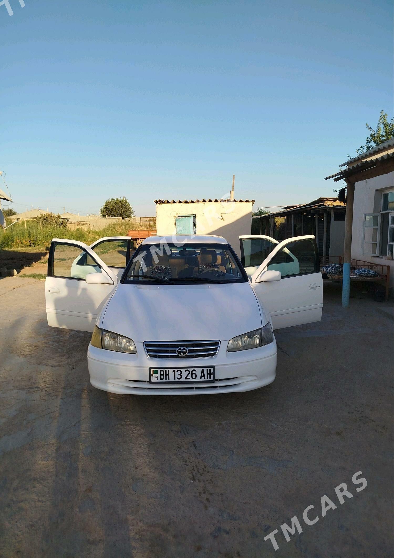 Toyota Camry 2000 - 125 000 TMT - Теджен - img 6