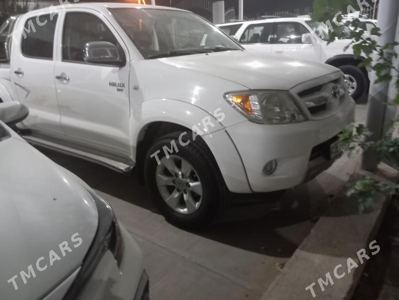 Toyota Hilux 2006 - 290 000 TMT - Мары - img 3