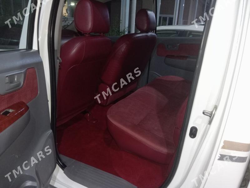 Toyota Hilux 2006 - 290 000 TMT - Мары - img 2
