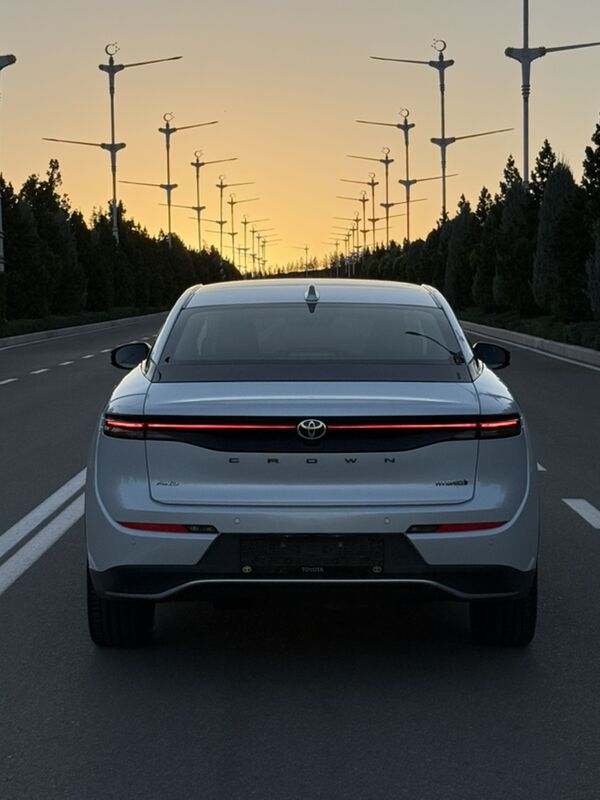 Toyota Crown 2023 - 760 000 TMT - Ашхабад - img 2