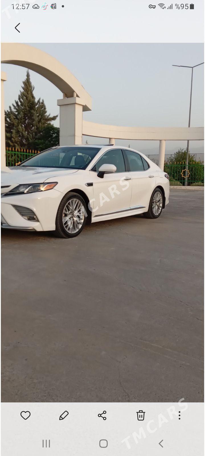 Toyota Camry 2018 - 355 000 TMT - Aşgabat - img 9