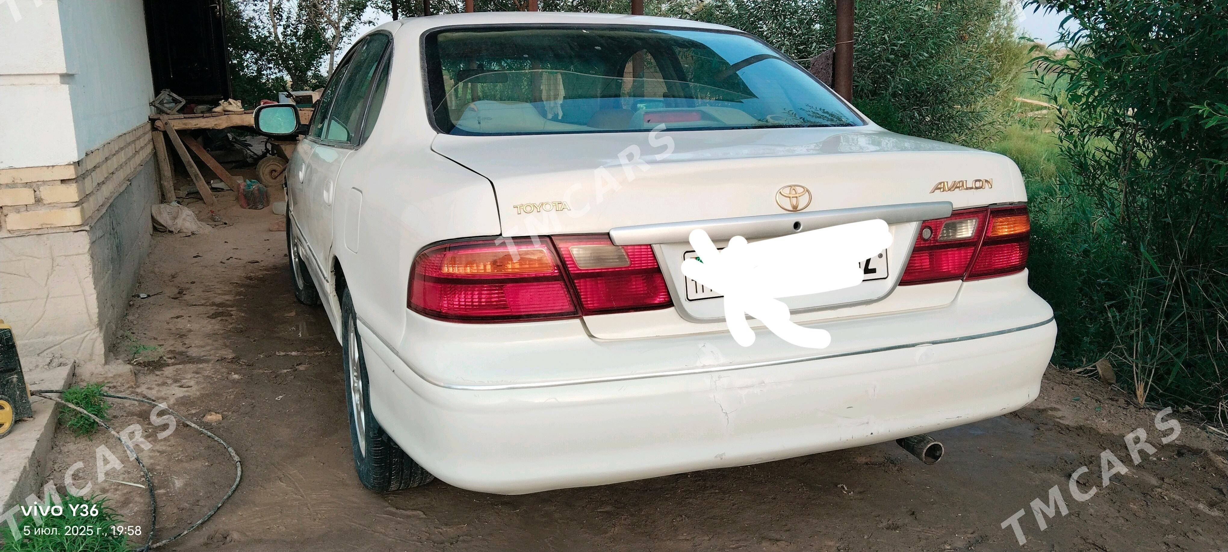 Toyota Avalon 1999 - 90 000 TMT - етр. Туркменбаши - img 3