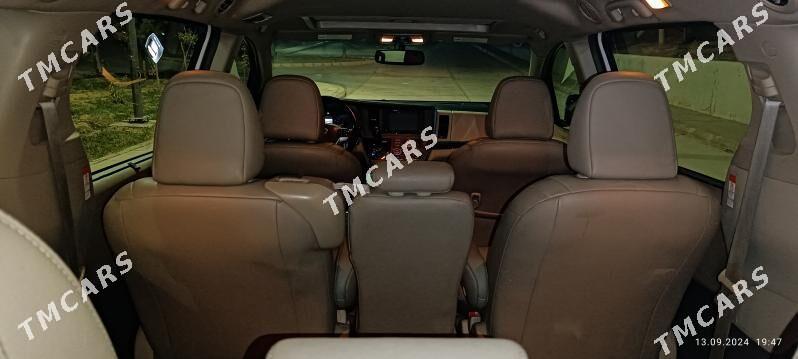 Toyota Sienna 2017 - 425 000 TMT - Aşgabat - img 7