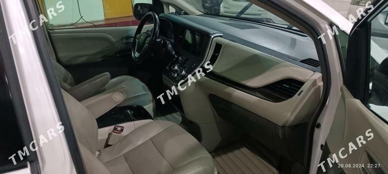 Toyota Sienna 2017 - 425 000 TMT - Aşgabat - img 3