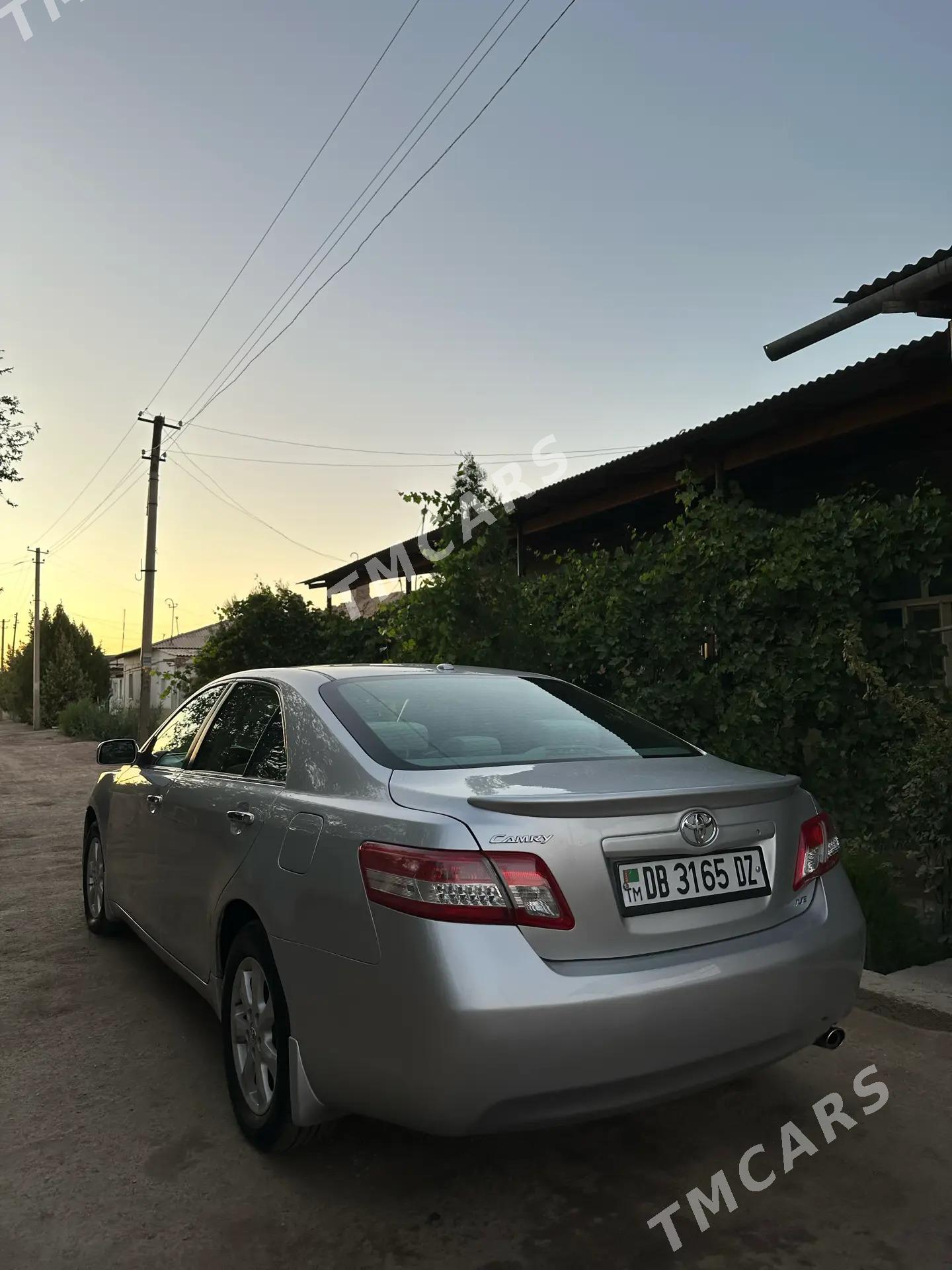 Toyota Camry 2011 - 220 000 TMT - Губадаг - img 4