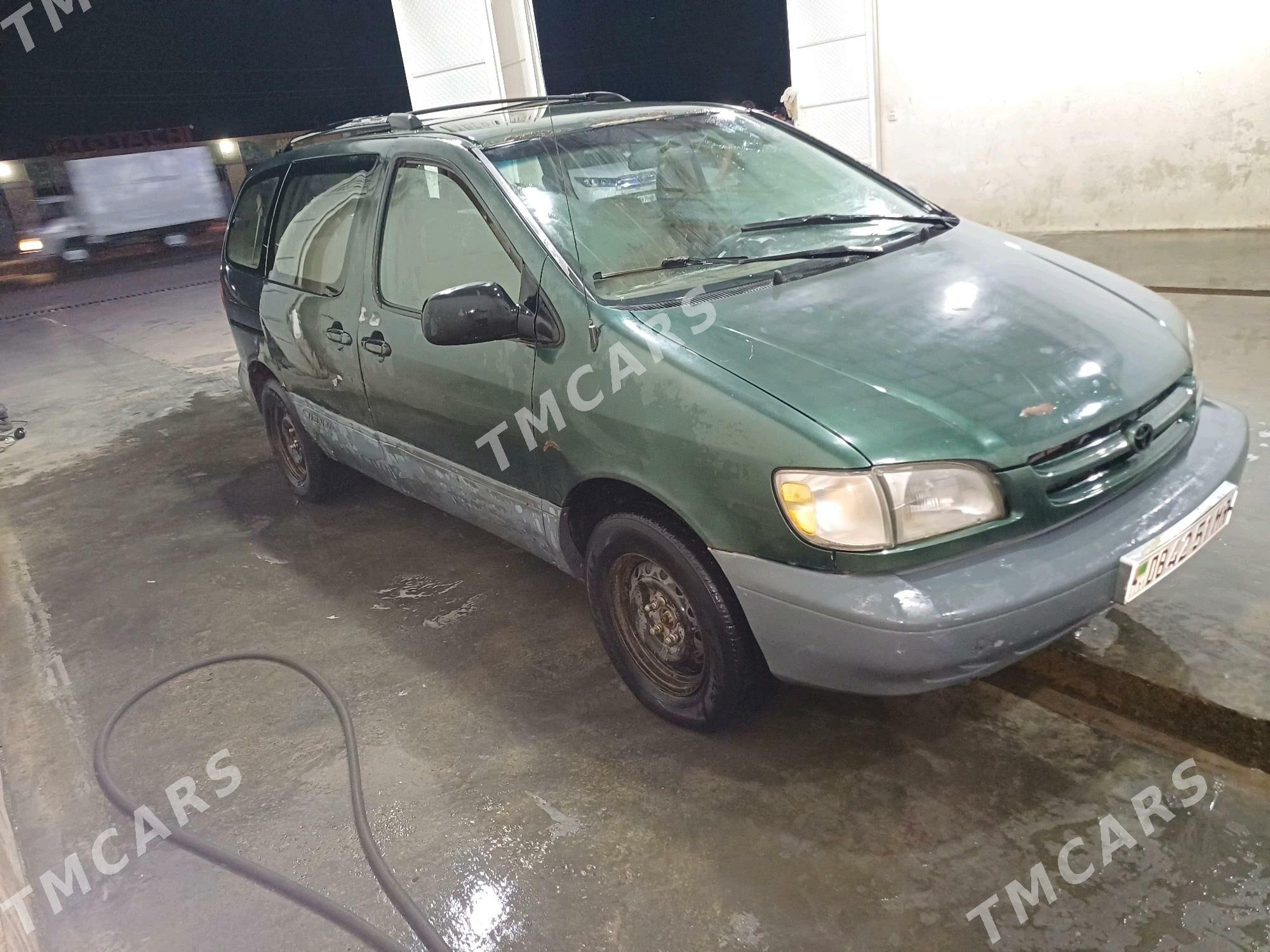 Toyota Sienna 1999 - 100 000 TMT - Мары - img 4