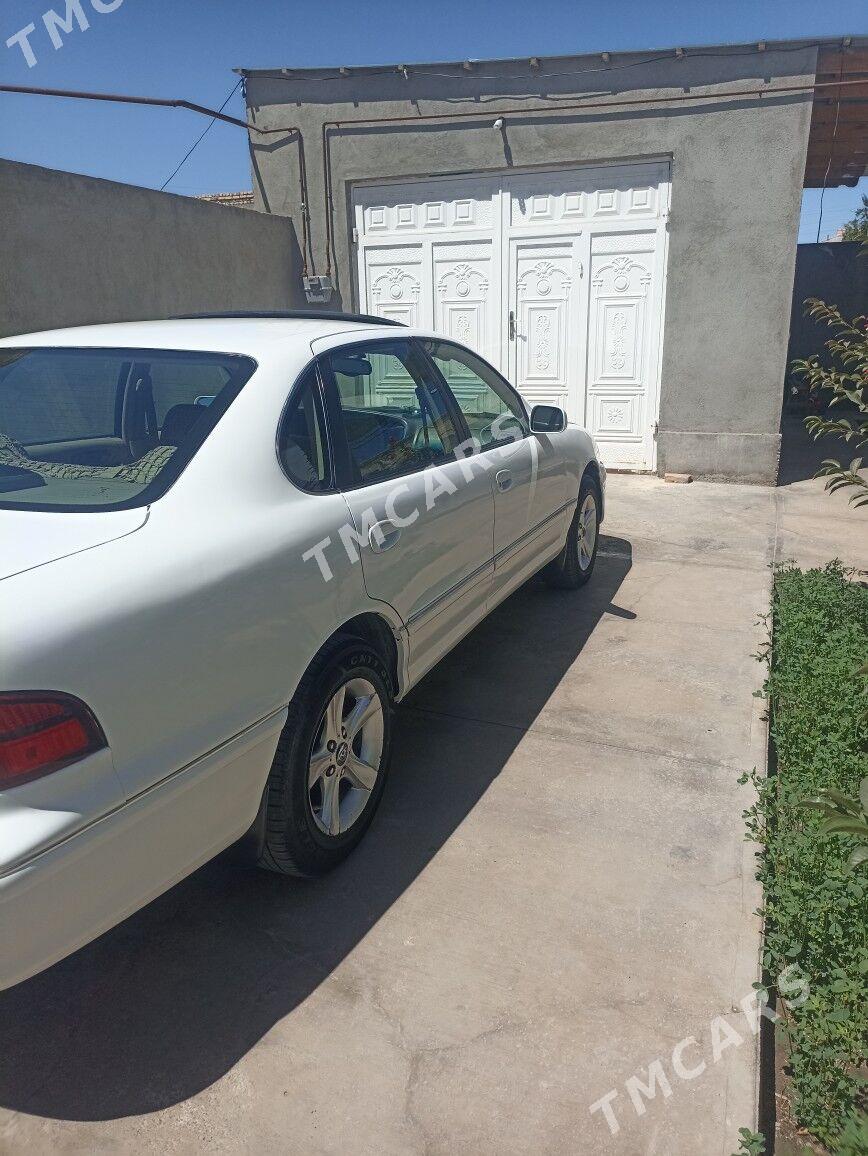 Toyota Avalon 1998 - 130 000 TMT - Губадаг - img 4
