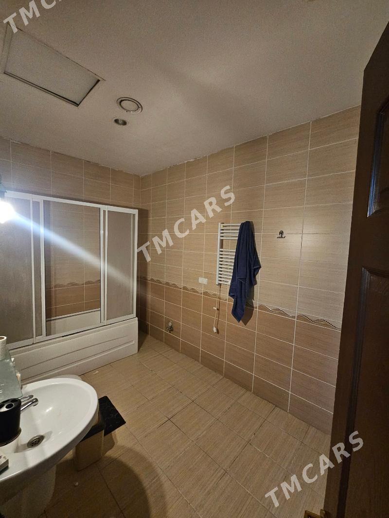 PODWOYSKİY ELİTKA - Aşgabat - img 8