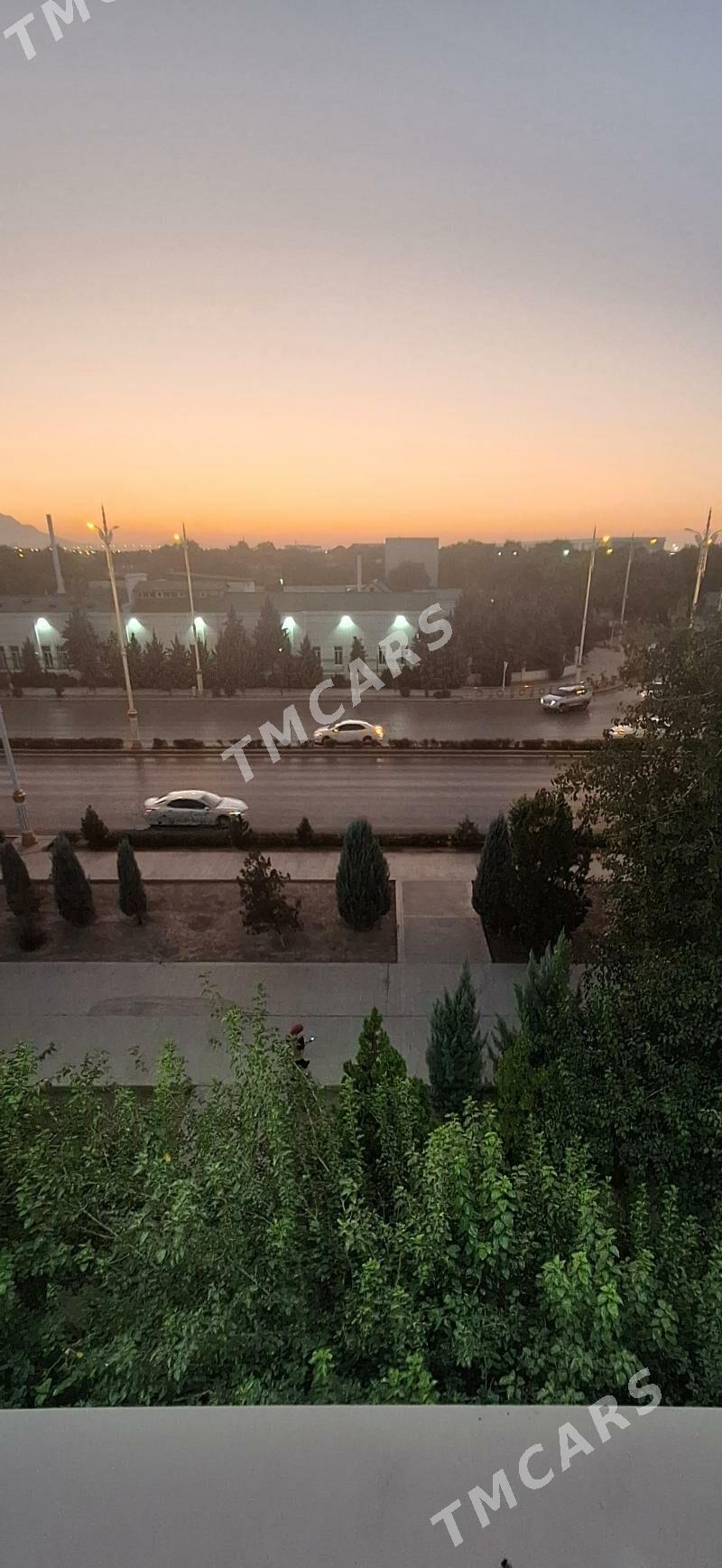 Gagarin - Aşgabat - img 2