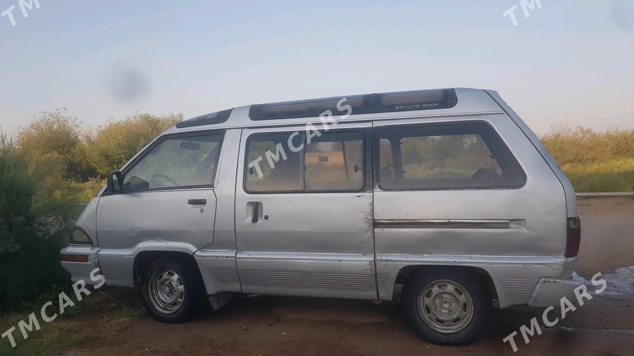 Toyota Town Ace 1989 - 19 000 TMT - Сакарчага - img 2