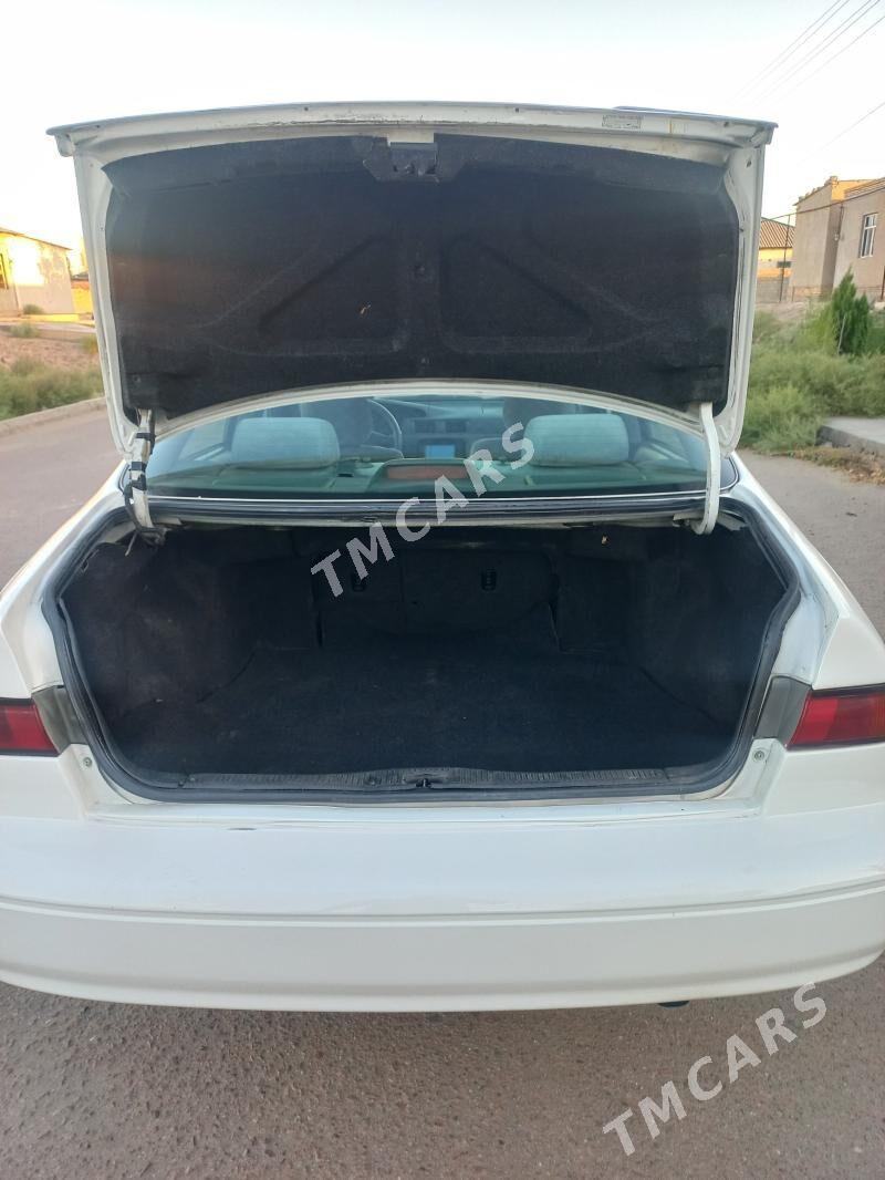 Toyota Camry 1998 - 136 000 TMT - Дашогуз - img 8