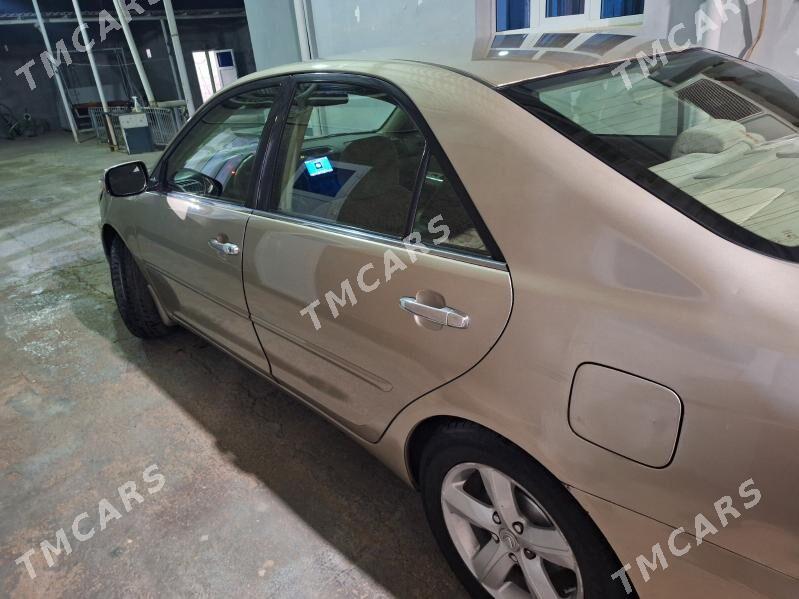 Toyota Camry 2004 - 130 000 TMT - Теджен - img 3