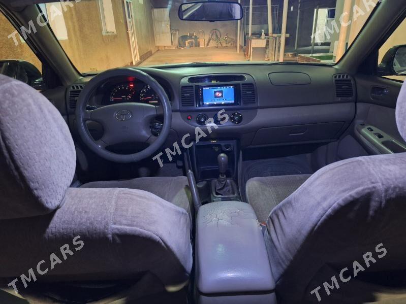 Toyota Camry 2004 - 130 000 TMT - Теджен - img 5