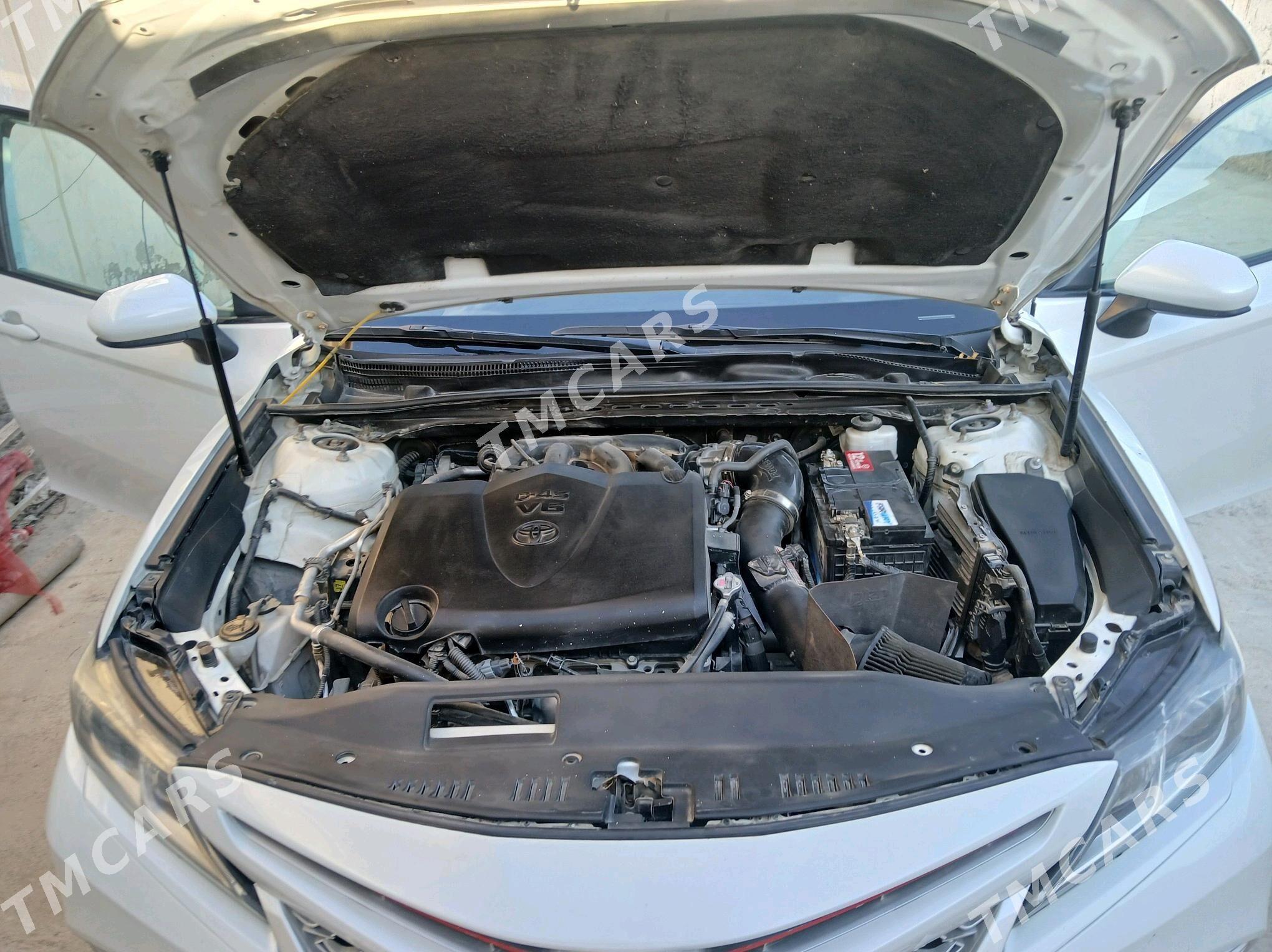 Toyota Camry 2020 - 430 000 TMT - Büzmeýin - img 3