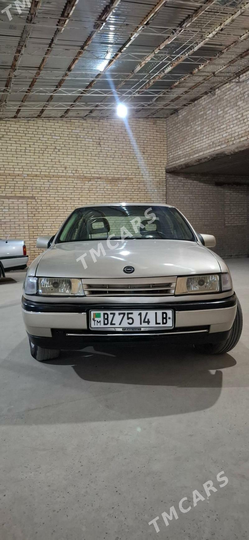 Opel Vectra 1990 - 30 000 TMT - Чарджоу - img 2