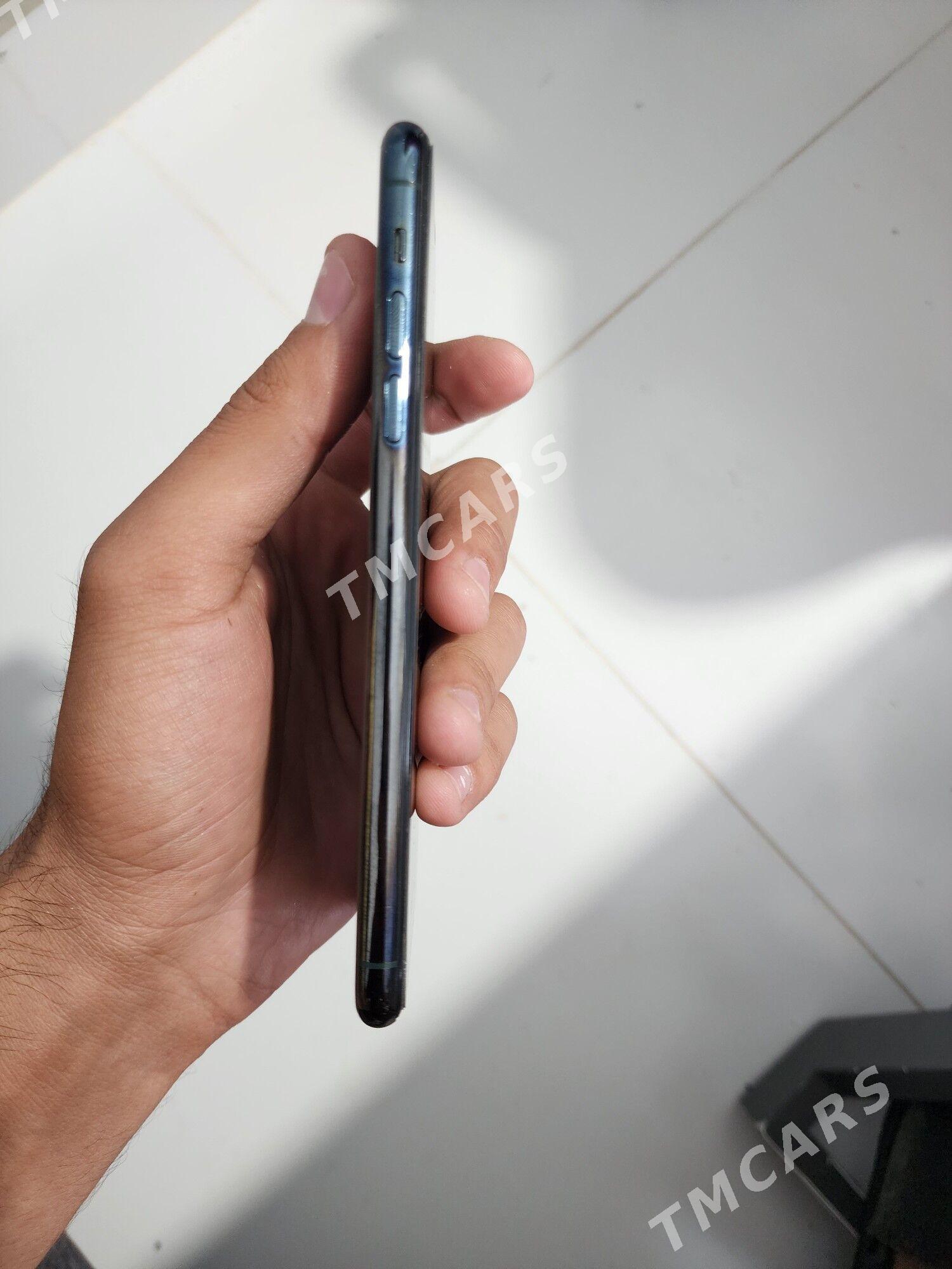 iphone 11 pro max - Mary - img 2