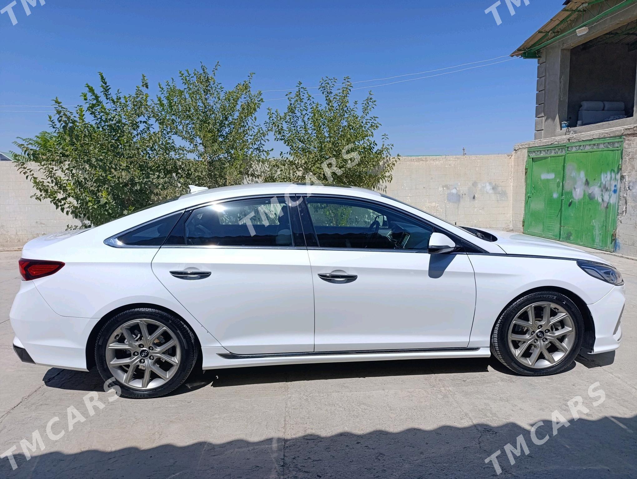 Hyundai Sonata 2018 - 210 000 TMT - Бузмеин - img 7