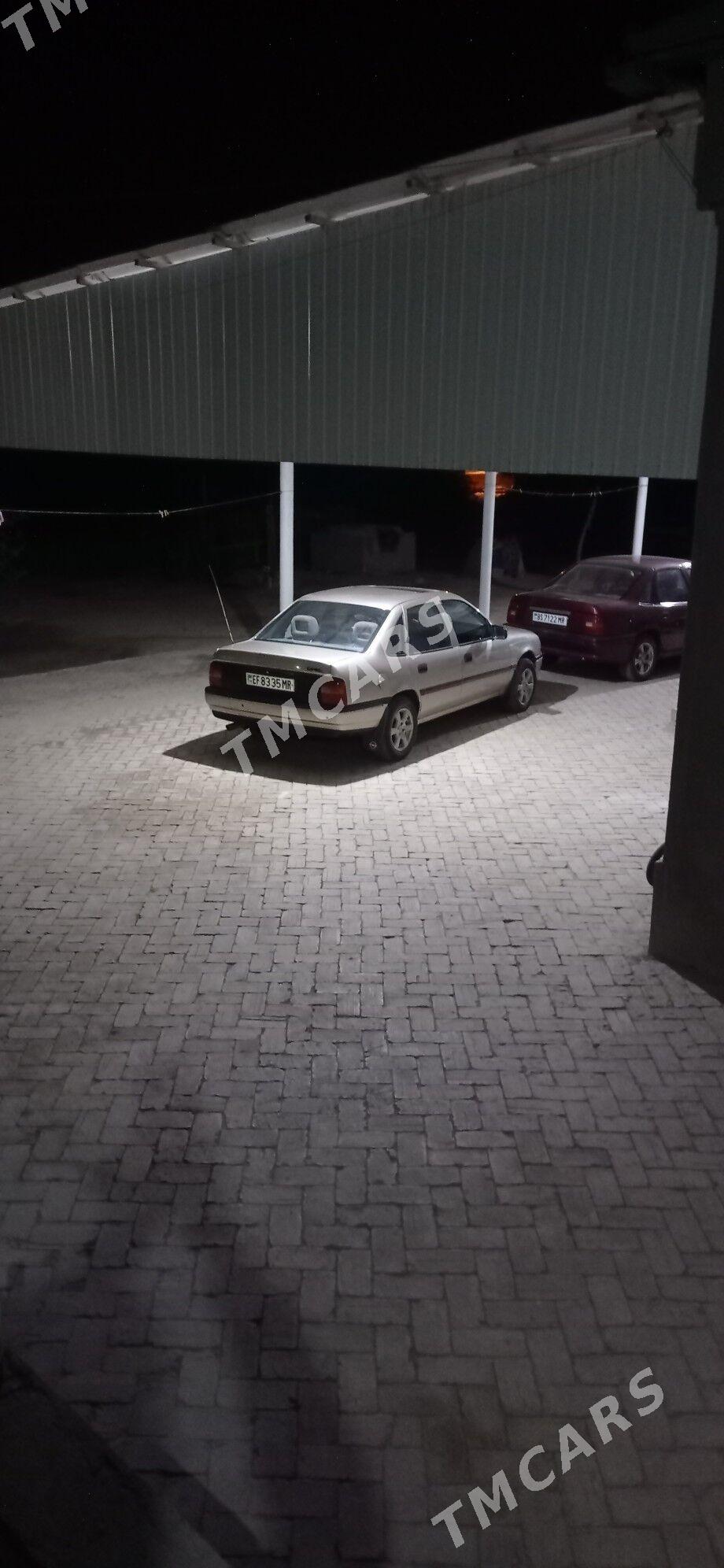 Opel Vectra 1991 - 25 000 TMT - Байрамали - img 3