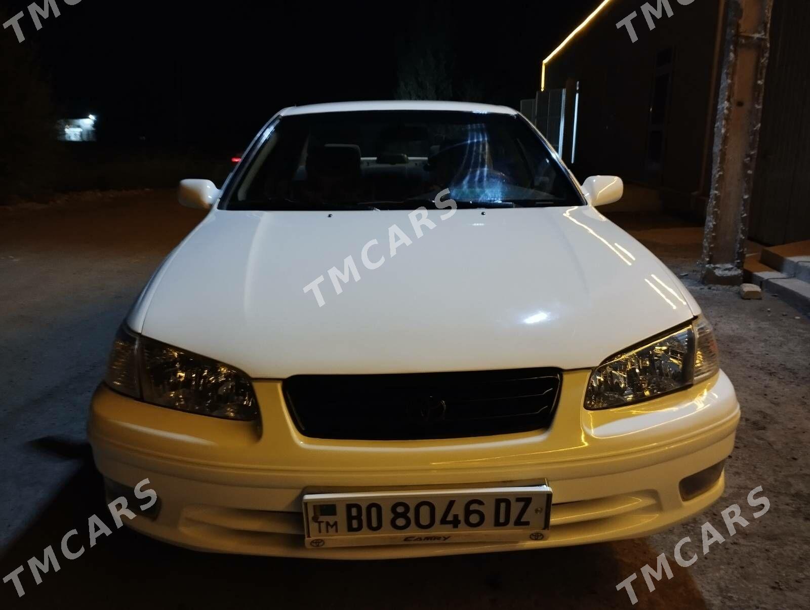 Toyota Camry 2000 - 130 000 TMT - Гороглы (Тагта) - img 2