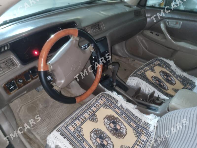 Toyota Camry 1998 - 115 000 TMT - Saýat - img 9