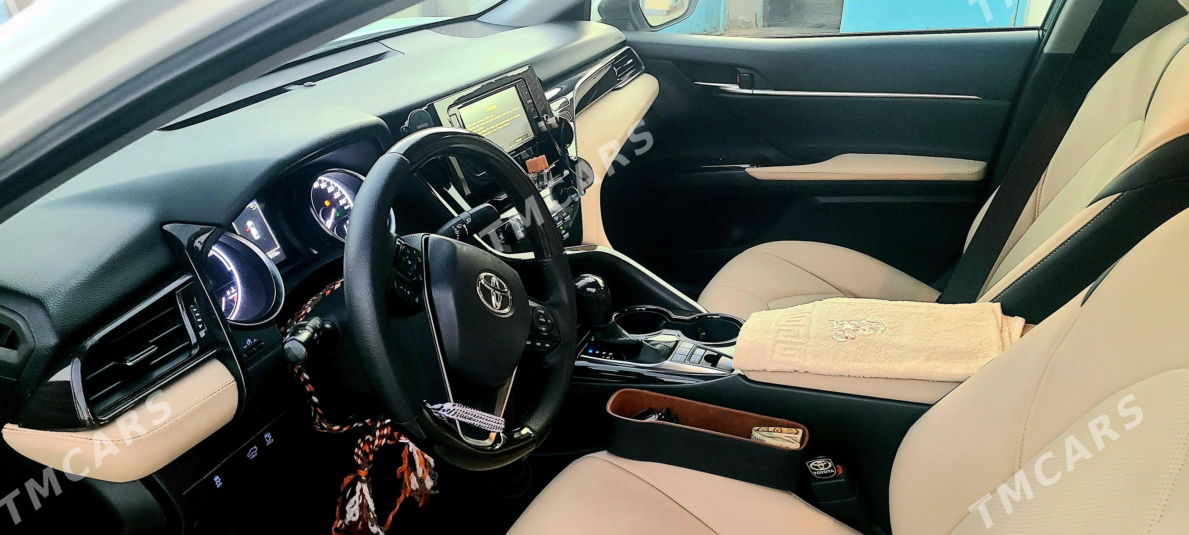 Toyota Camry 2021 - 255 000 TMT - Aşgabat - img 2