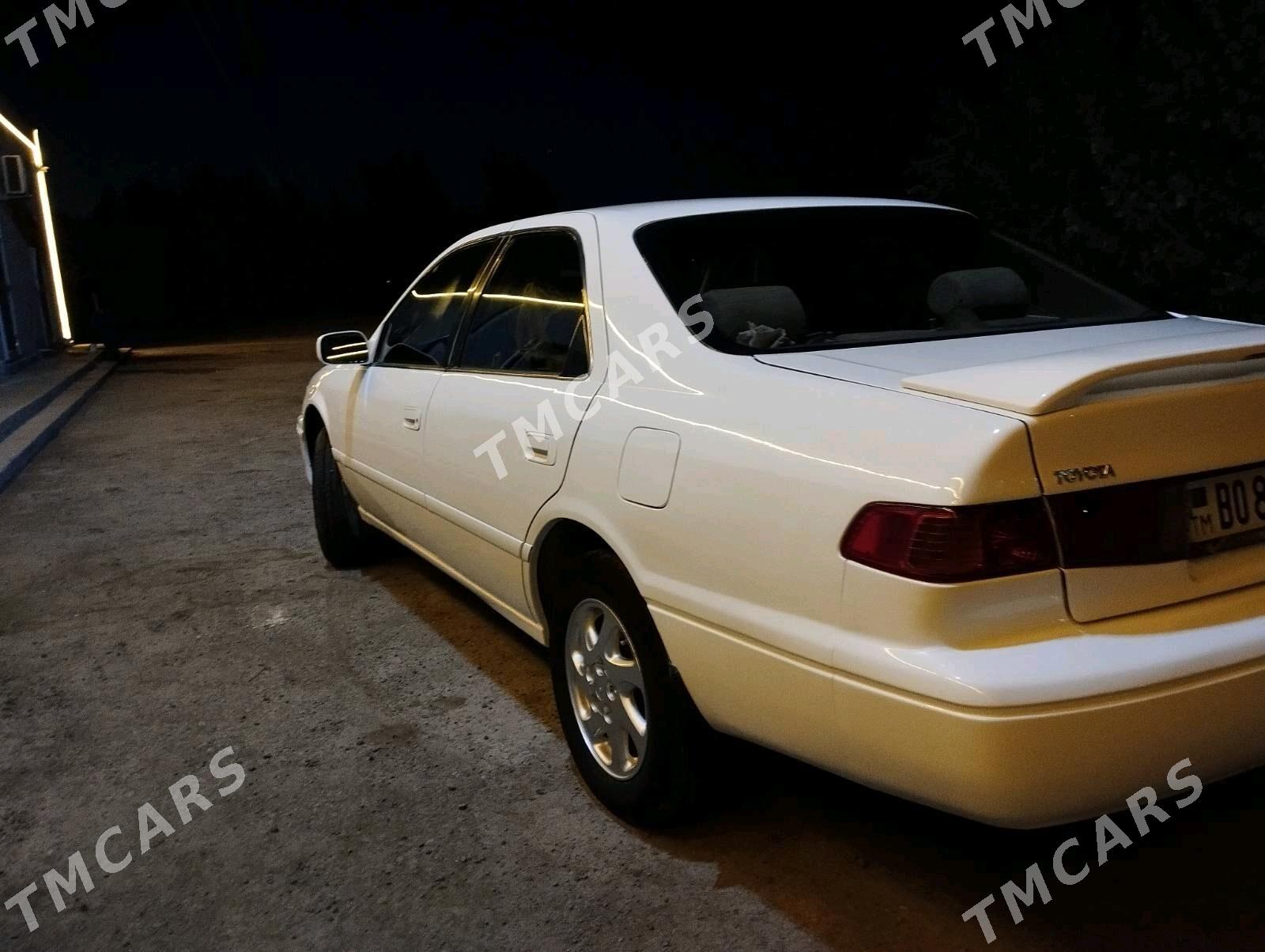 Toyota Camry 2000 - 130 000 TMT - Гороглы (Тагта) - img 7