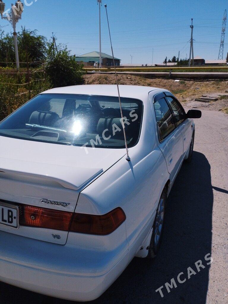 Toyota Camry 2000 - 135 000 TMT - Туркменабат - img 2