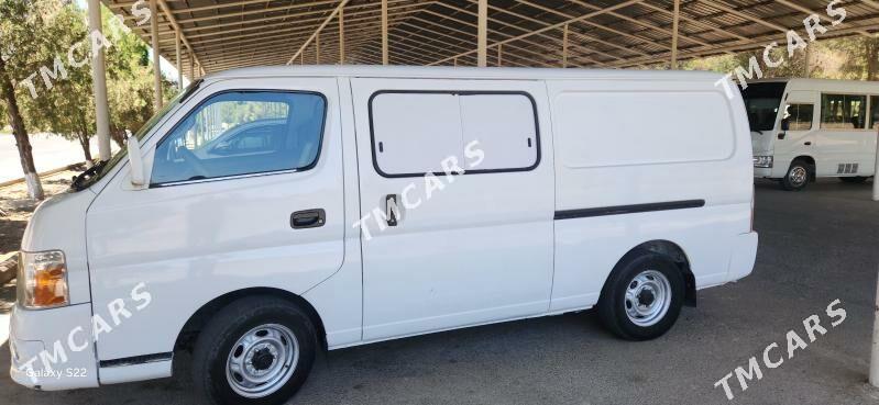 Toyota Hiace 2010 - 170 000 TMT - Байрамали - img 3