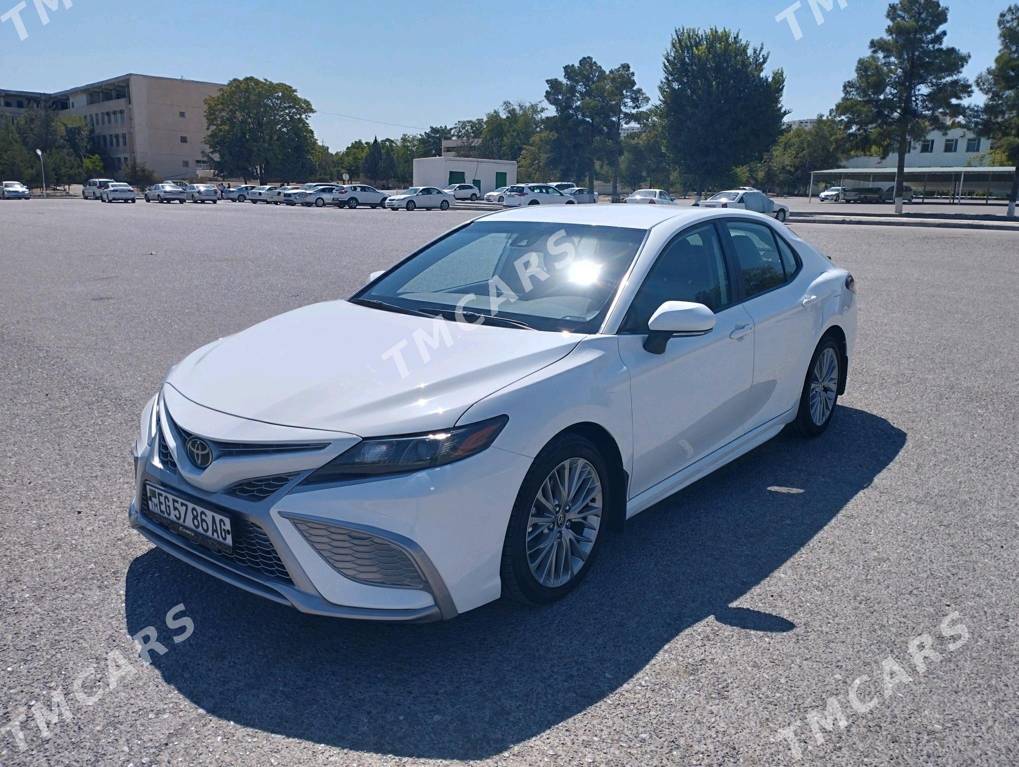 Toyota Camry 2021 - 335 000 TMT - Aşgabat - img 4
