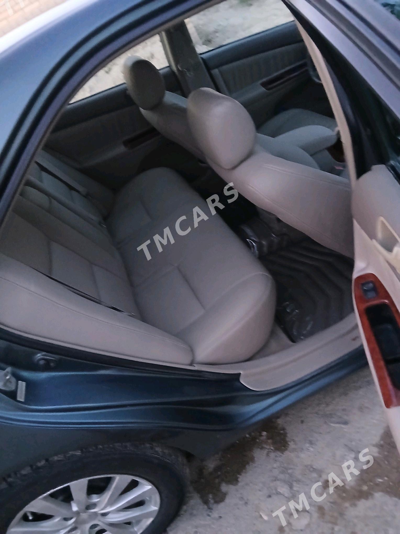 Toyota Camry 2002 - 180 000 TMT - Halaç - img 4