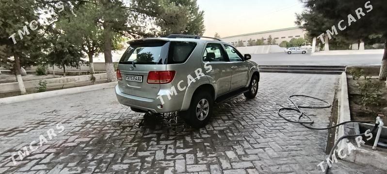 Toyota Fortuner 2008 - 245 000 TMT - Büzmeýin GRES - img 6