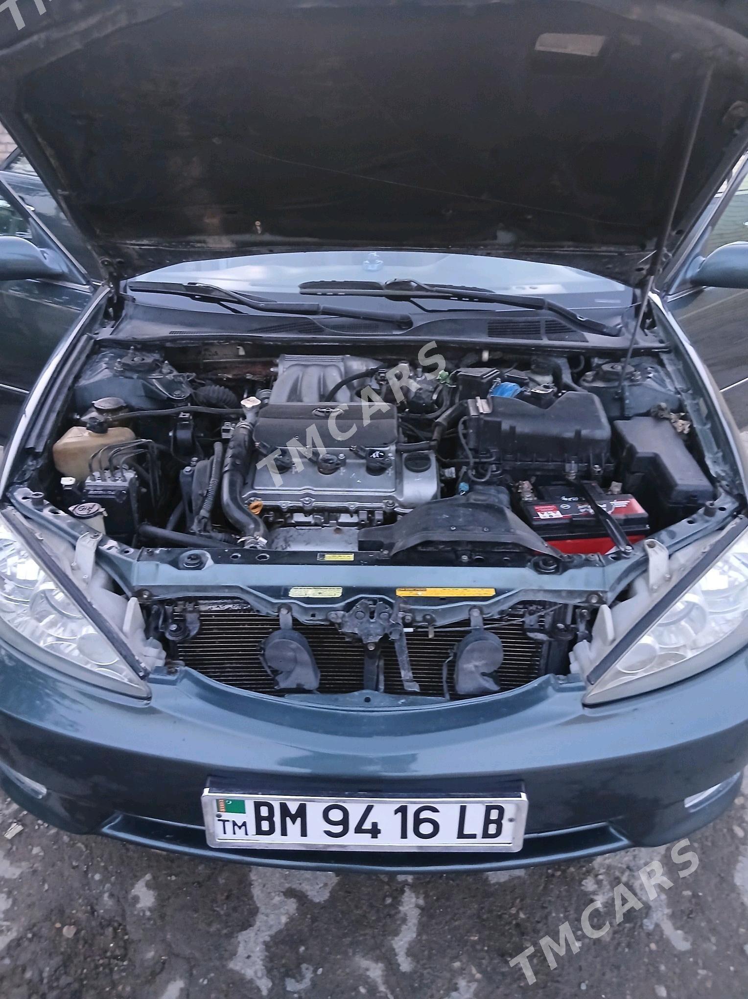 Toyota Camry 2002 - 180 000 TMT - Halaç - img 5