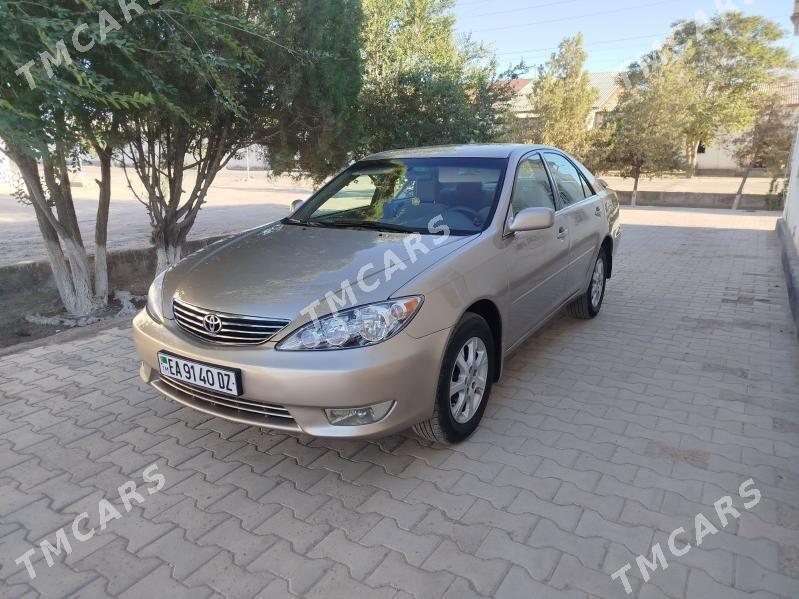 Toyota Camry 2004 - 168 000 TMT - Кёнеургенч - img 9